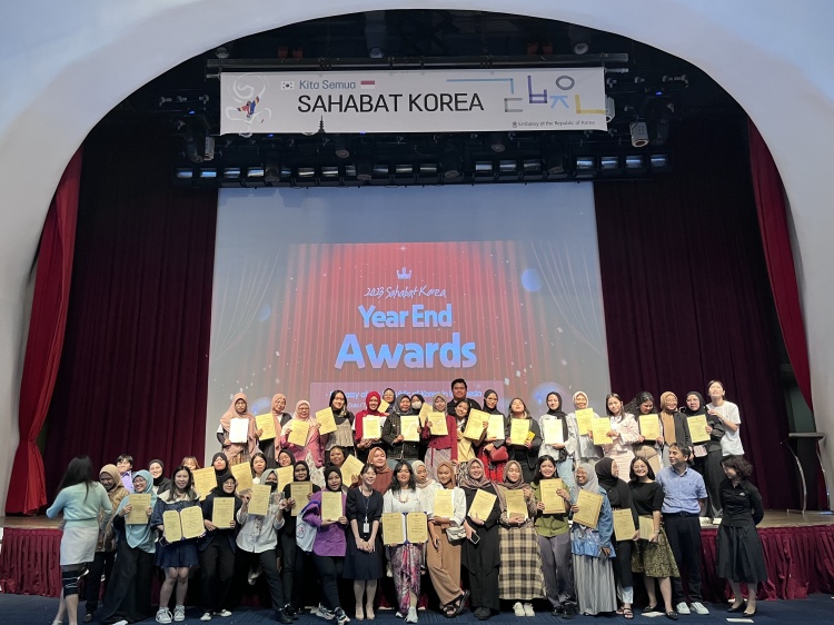 Setahun Berlalu Menjalani Tugas, Sahabat Korea Award Year End 2023